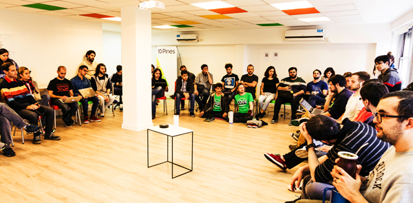Figure 1 — A meeting using consent at 10Pines.